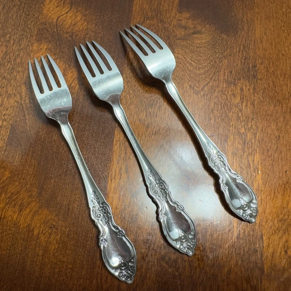 Oneida LOUISIANA Stainless Steel Flatware Lot of 3 Dinner Forks